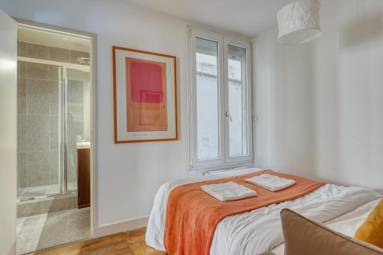 Spacious & Lovely Flat-up To 10 Guests-paris 10 Appartamento Parigi